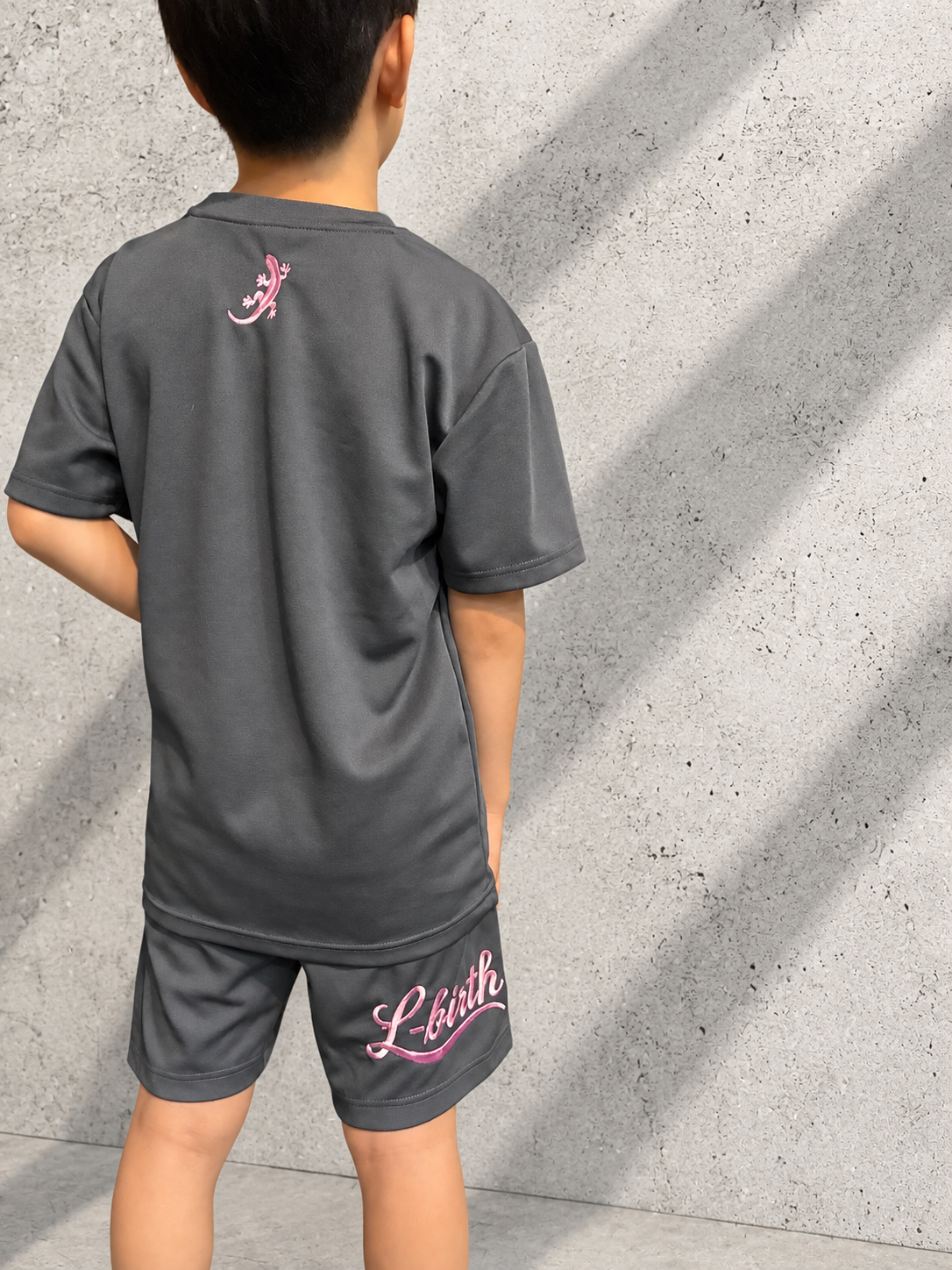 SIGNATURE TEE